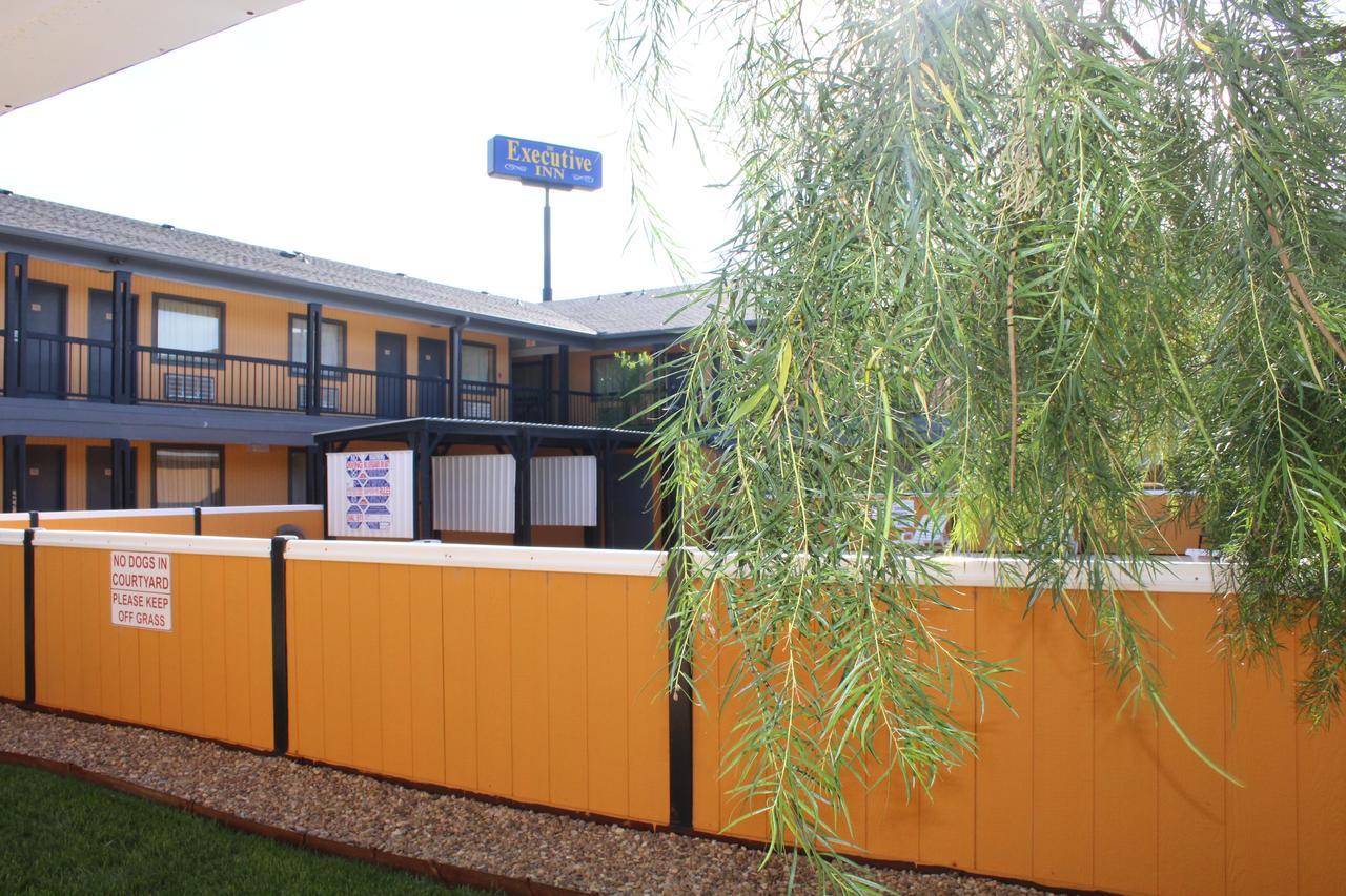 The Executive Inn & Suites Amarillo Exterior photo