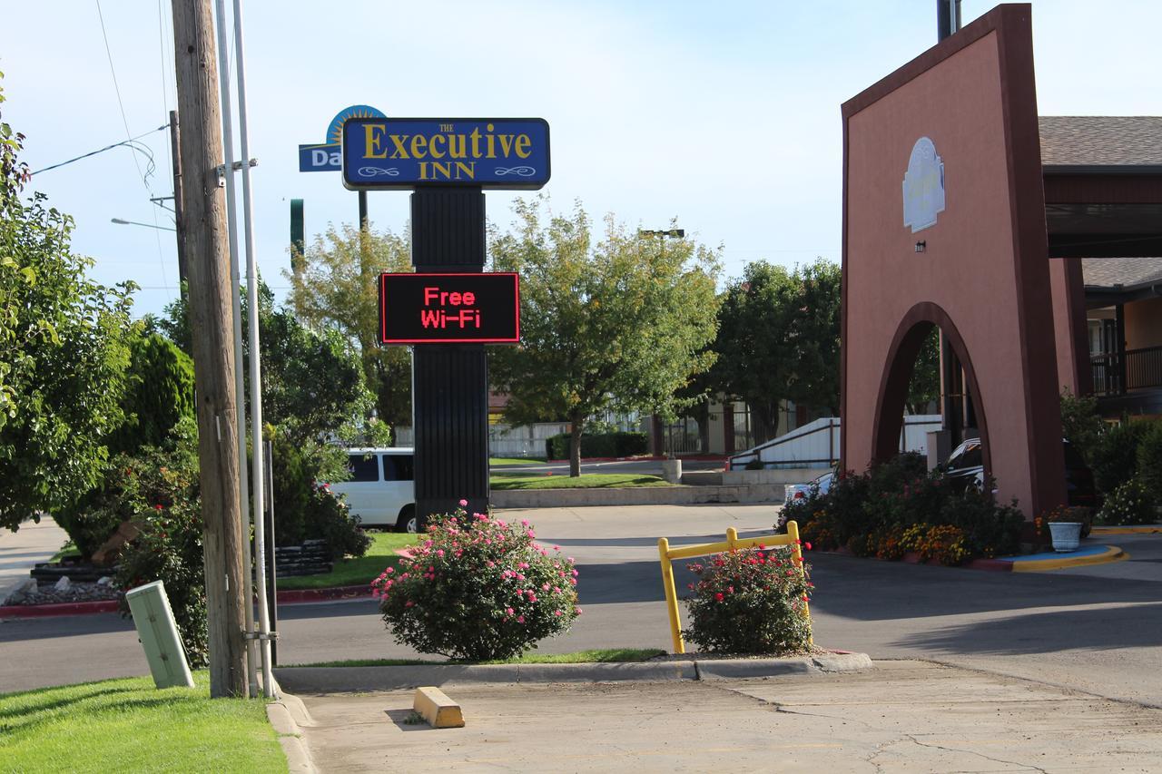 The Executive Inn & Suites Amarillo Exterior photo