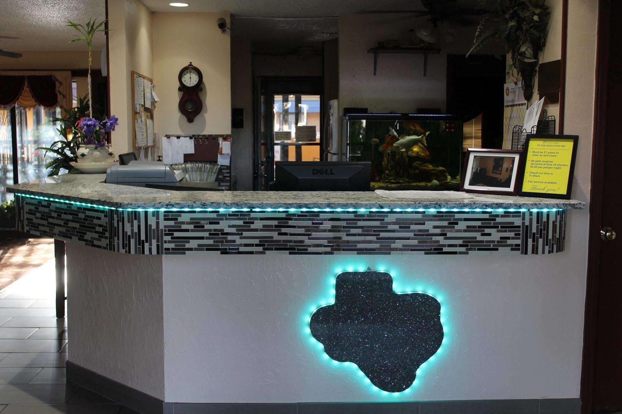 The Executive Inn & Suites Amarillo Exterior photo